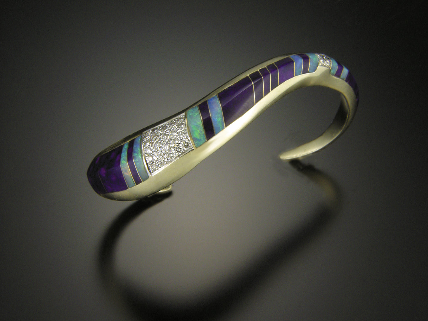 14K Gold women's bracelet
