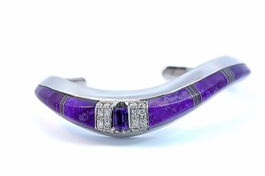 Stainless women's bracelet