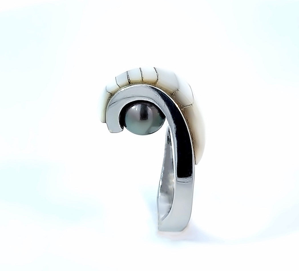 Stainless women's ring