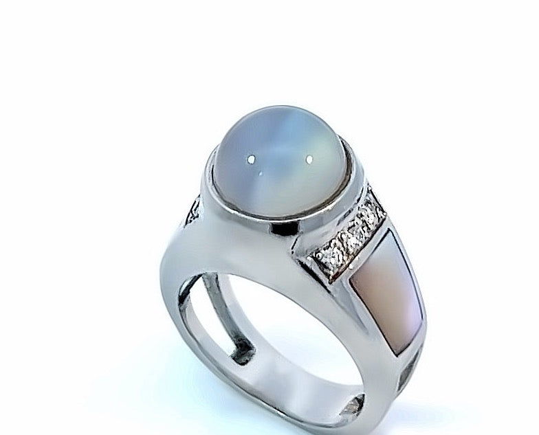Stainless women's ring
