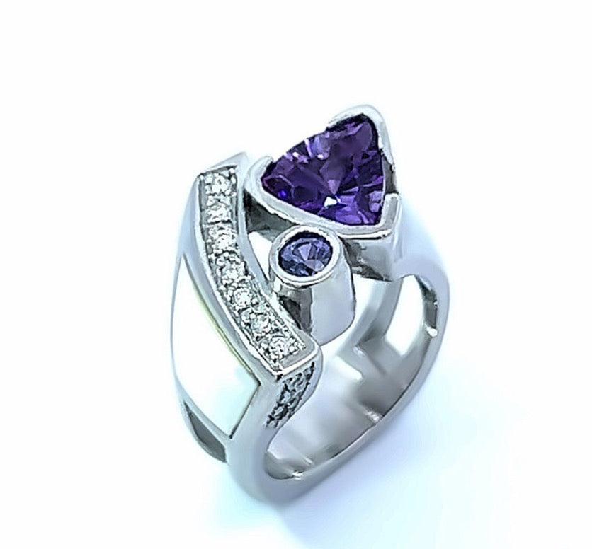 Stainless women's ring