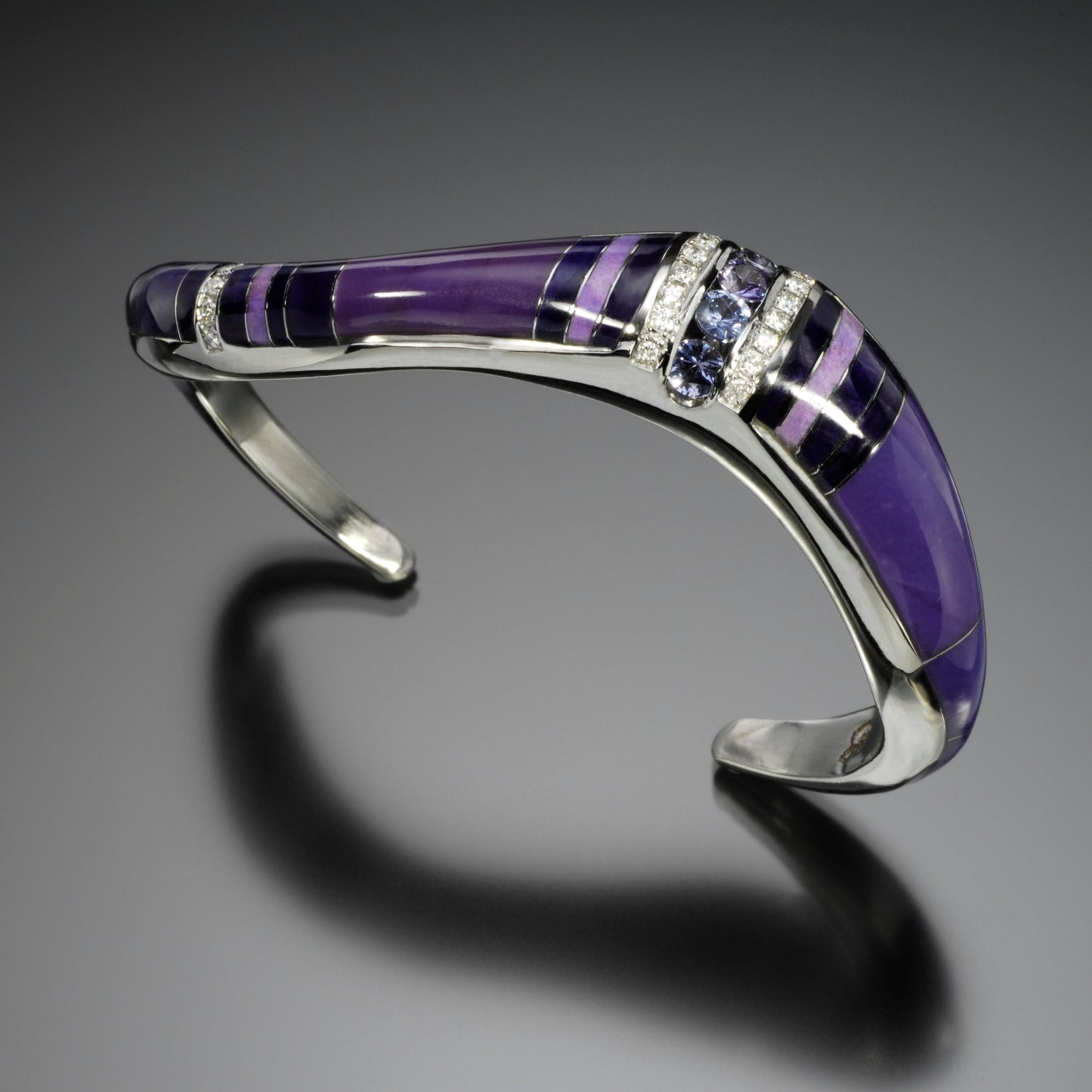 Stainless women's bracelet